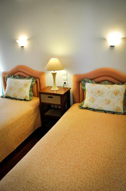 Orsalia Luxury Suites Platanés Pokoj fotografie
